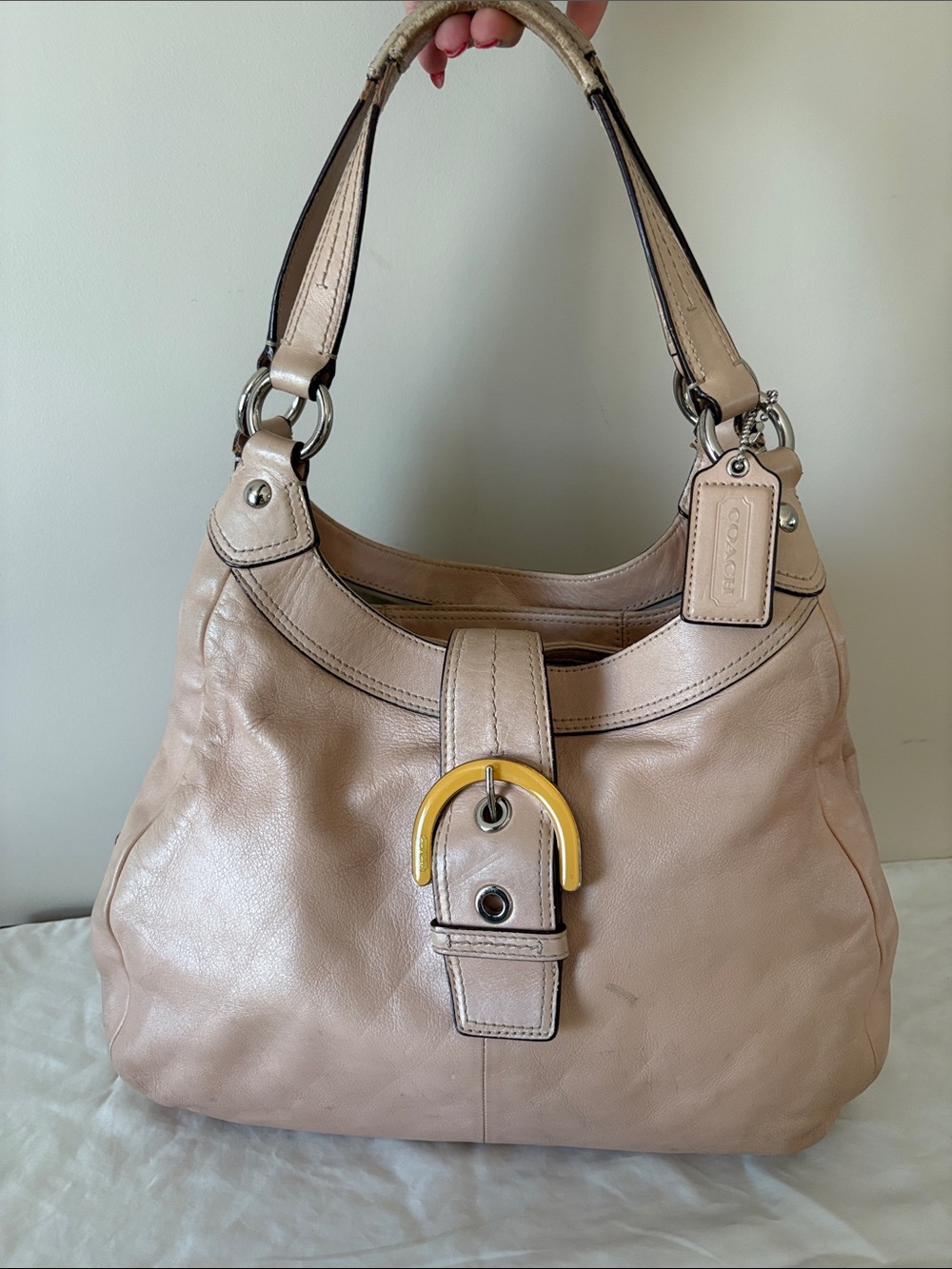 Coach Soho 2012 Blush Pink Leather Hobo Shoulder Bag Yellow Horseshoe Accent